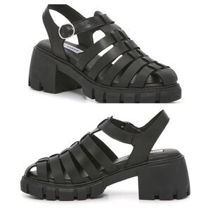 Steve Madden Kayto Fisherman Black Sandal size 7.5 Y2K Grunge 90s style NEW